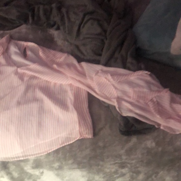 BNWOT sheer flouncy blouse - Picture 9 of 9